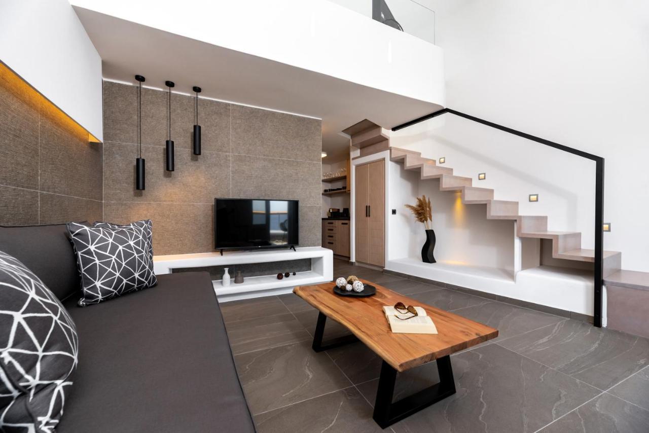 Neoma Luxury Suites Картерадос Екстериор снимка