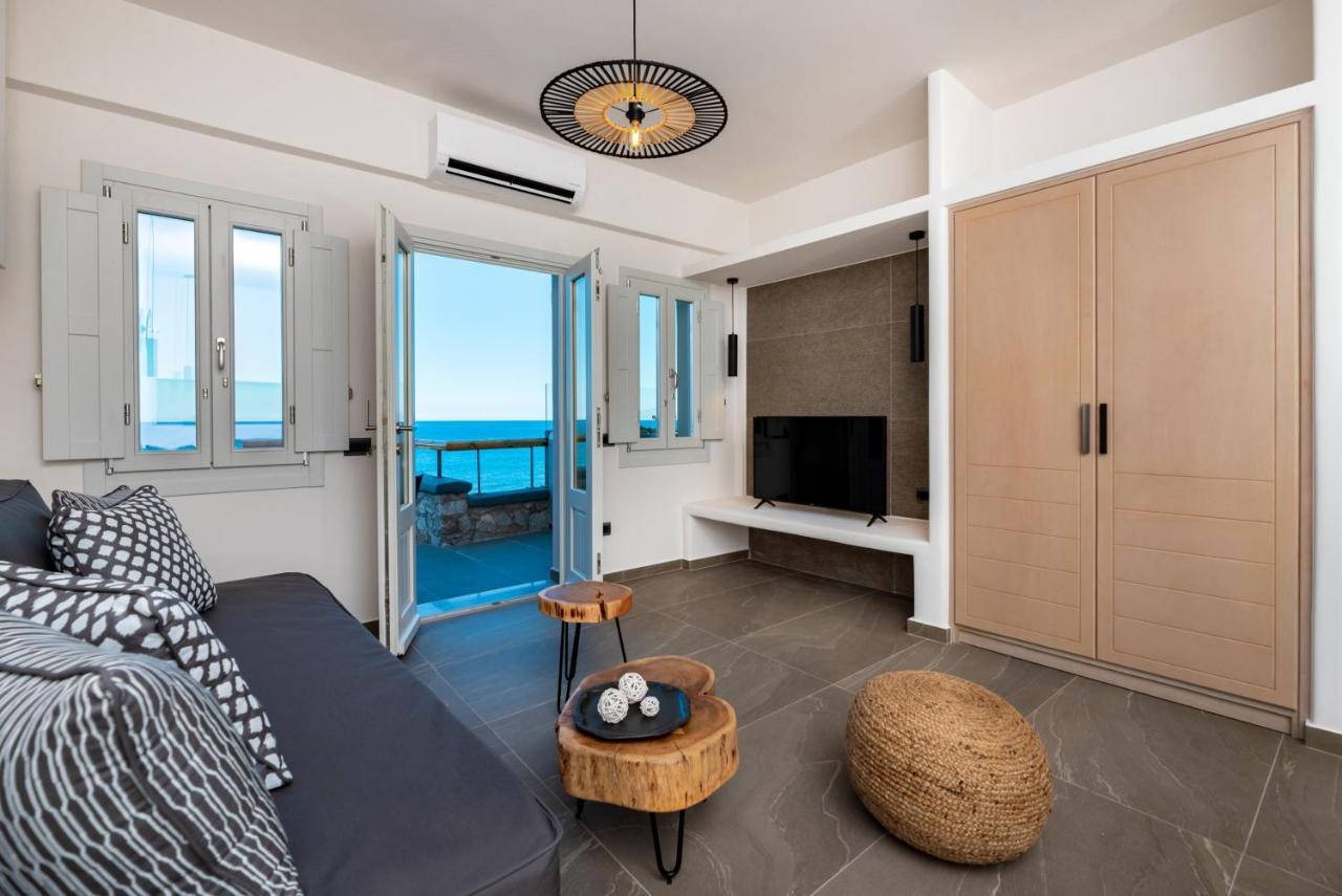 Neoma Luxury Suites Картерадос Екстериор снимка