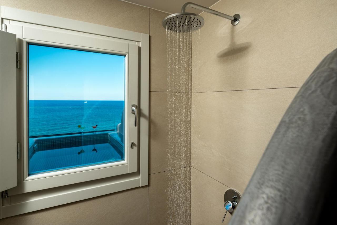 Neoma Luxury Suites Картерадос Екстериор снимка