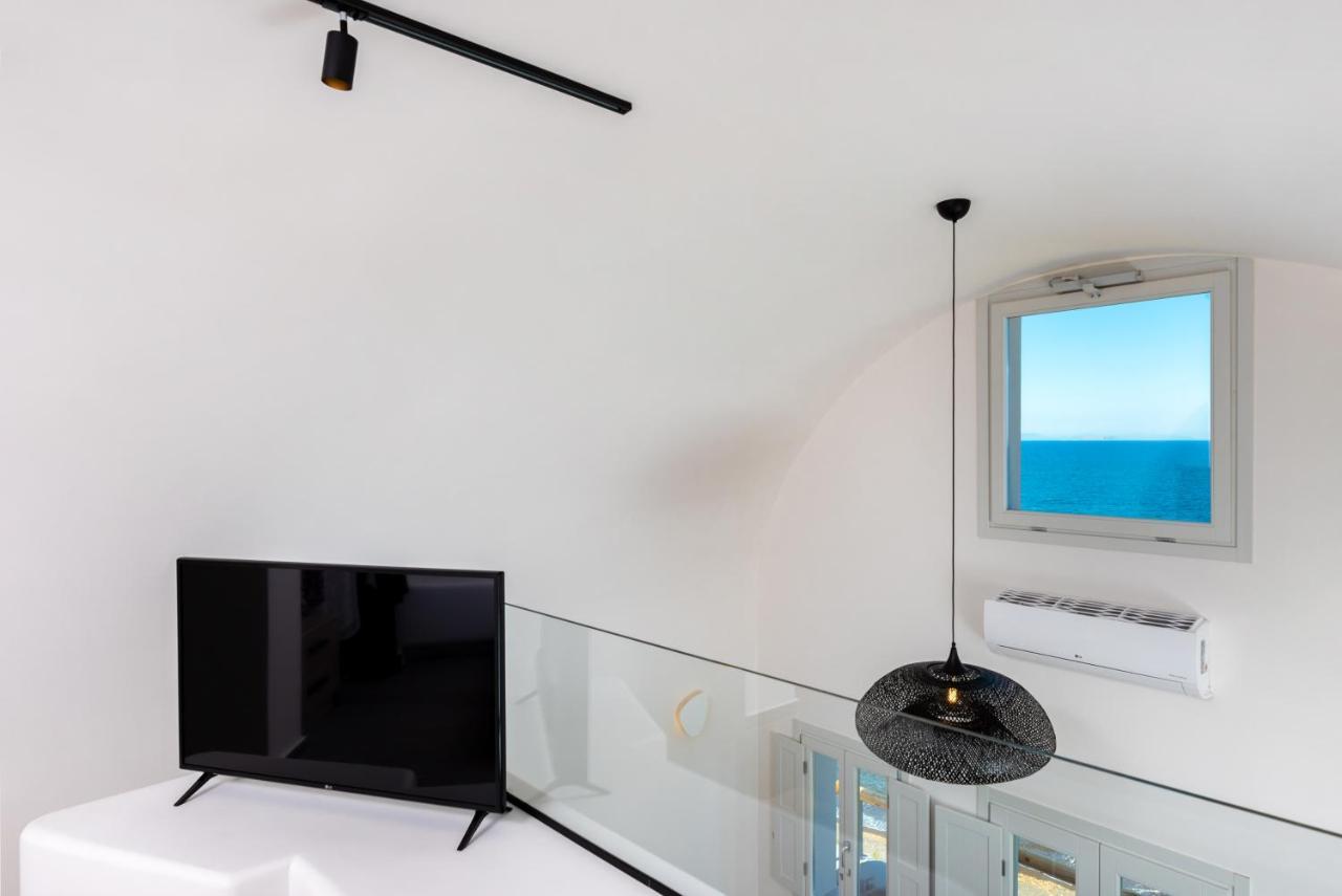 Neoma Luxury Suites Картерадос Екстериор снимка