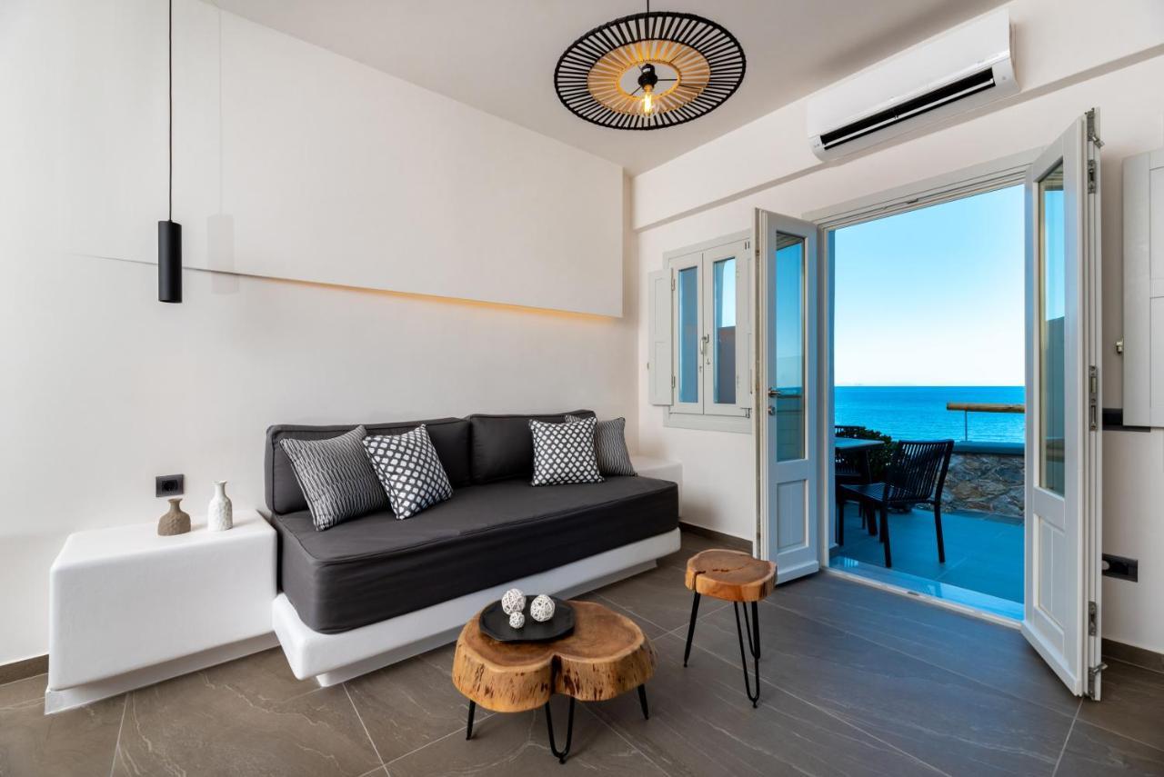 Neoma Luxury Suites Картерадос Екстериор снимка