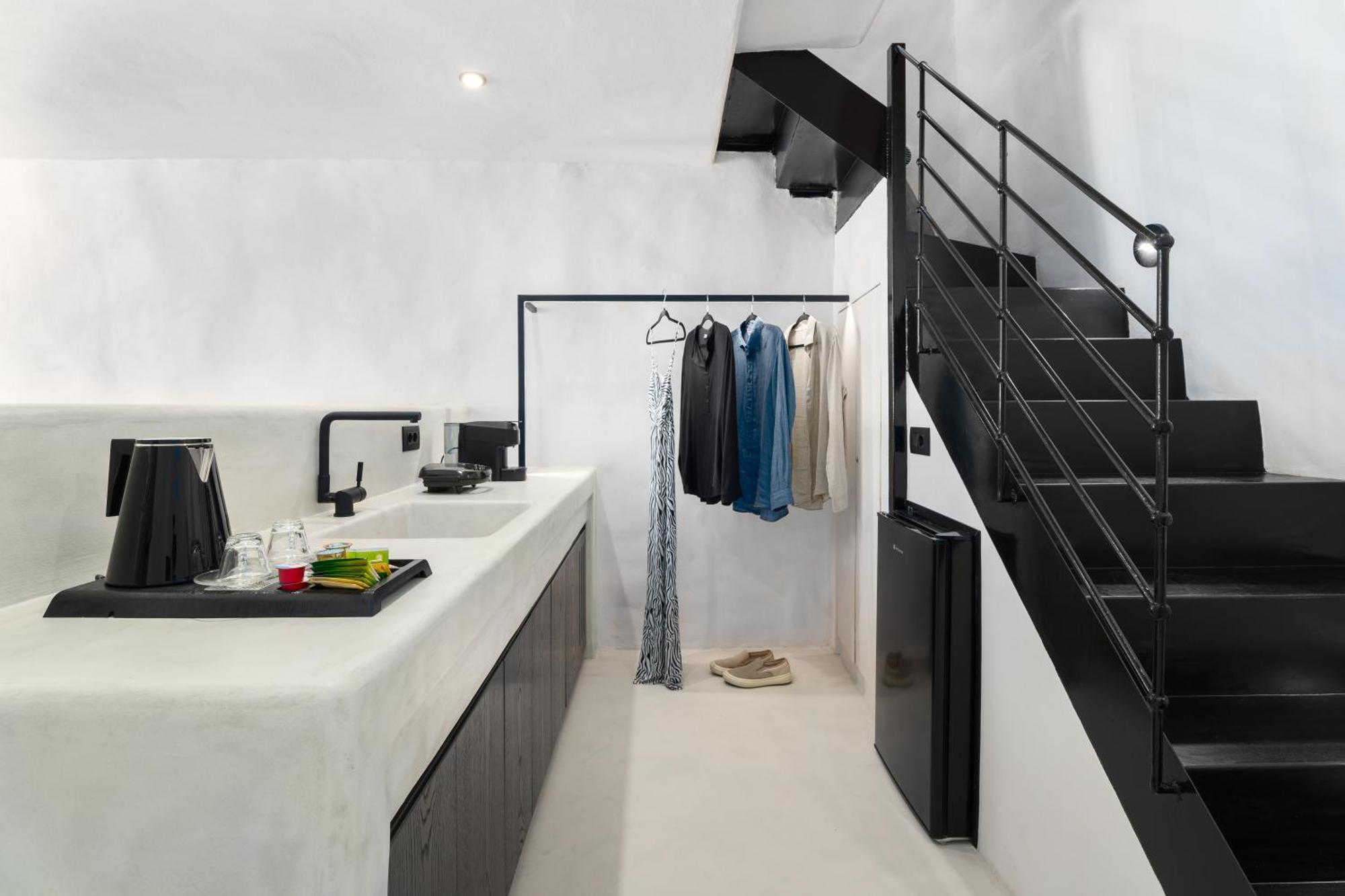 Neoma Luxury Suites Картерадос Екстериор снимка