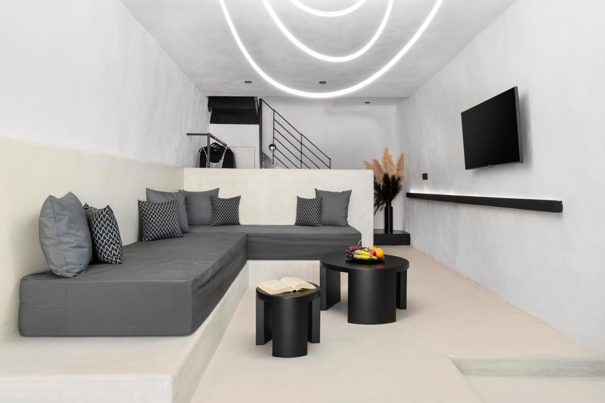 Neoma Luxury Suites Картерадос Екстериор снимка